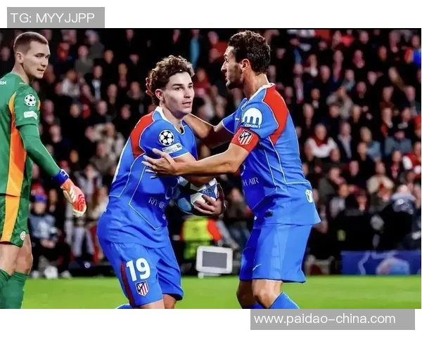 欧冠激战：里昂逆转巴萨3-2全场沸腾十大精彩进球回顾